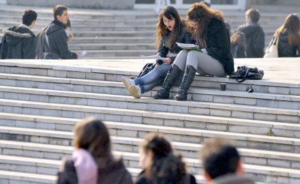 Pandemia krijoi veshtiresi ne tregun e punes: Mbi 12, 600 te rinj te papune